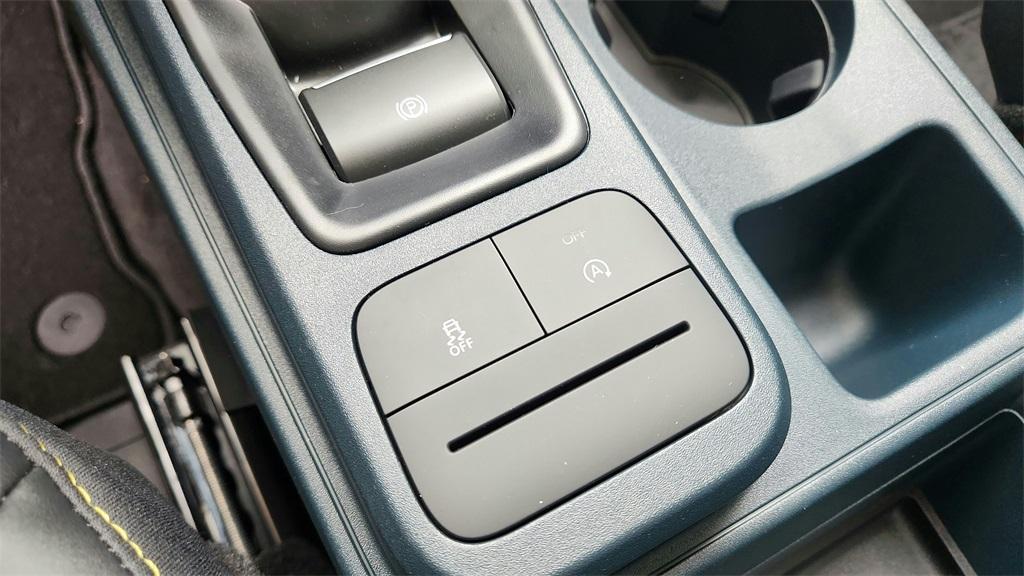 new 2025 Ford Maverick car, priced at $31,629