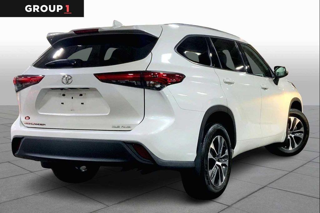 used 2020 Toyota Highlander car, priced at $32,497