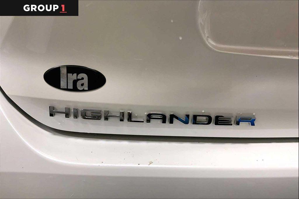 used 2020 Toyota Highlander car, priced at $32,497