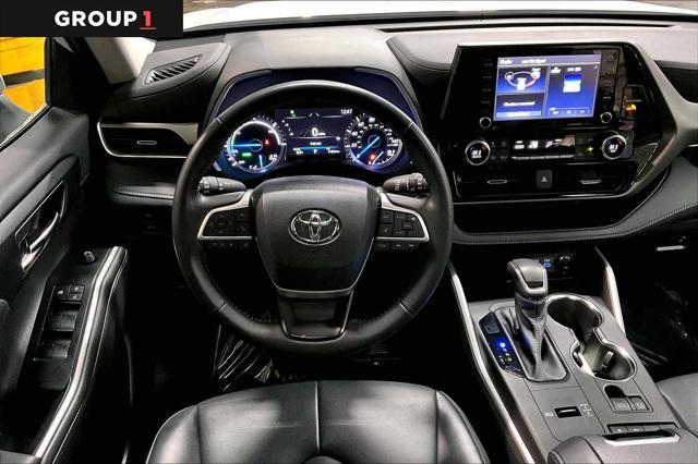 used 2022 Toyota Highlander Hybrid car, priced at $44,447