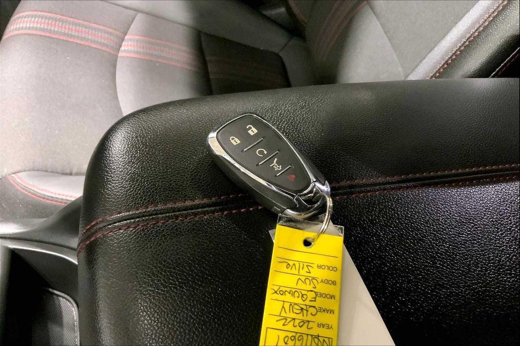 used 2022 Chevrolet Equinox car, priced at $22,177