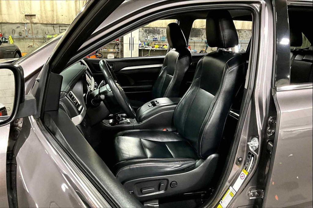 used 2019 Toyota Highlander car, priced at $19,935
