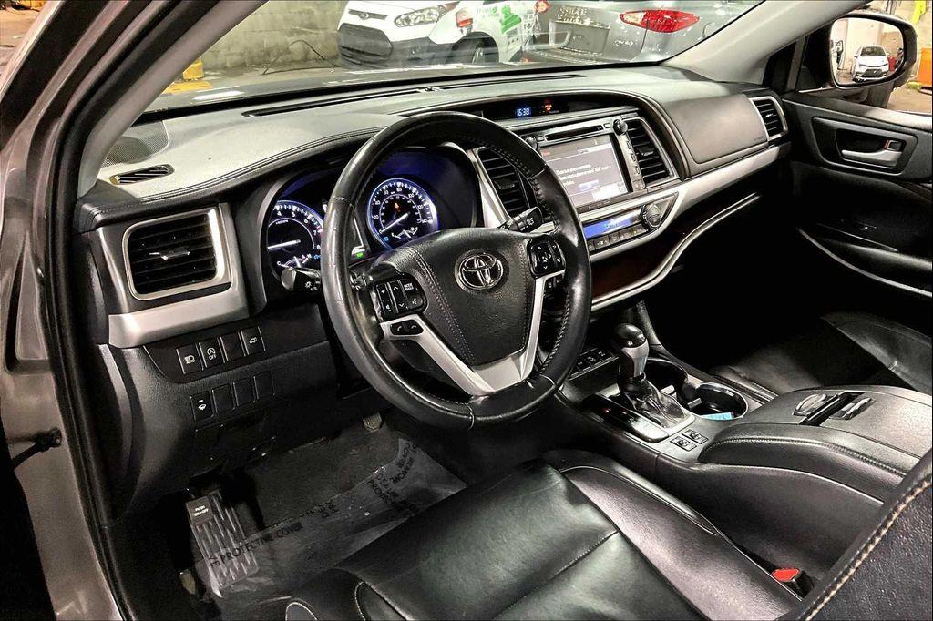 used 2019 Toyota Highlander car, priced at $19,935