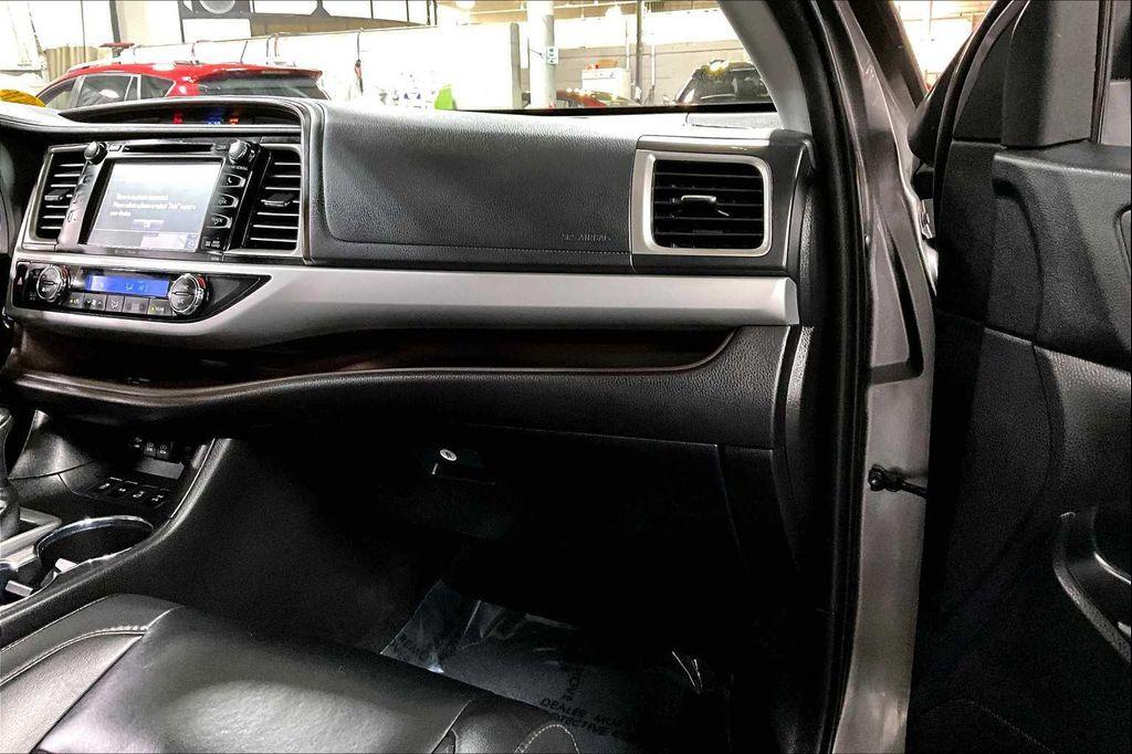used 2019 Toyota Highlander car, priced at $19,935