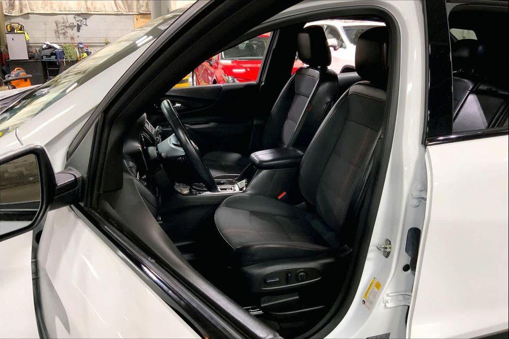 used 2023 Chevrolet Equinox car, priced at $24,677