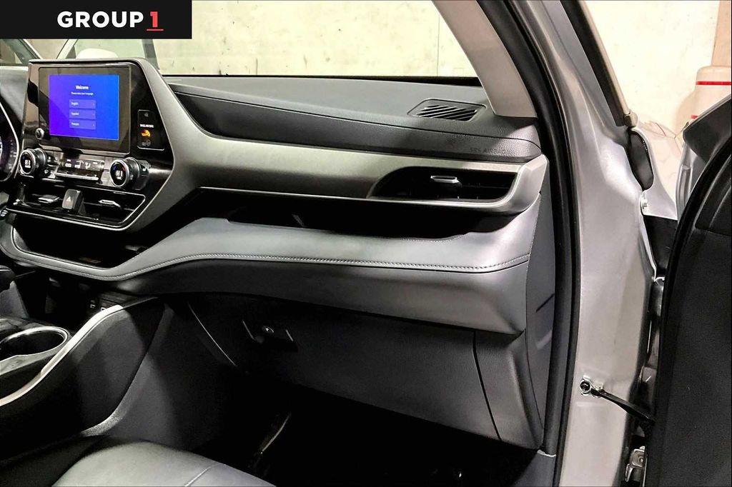 used 2024 Toyota Highlander car, priced at $41,430