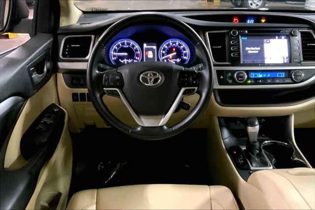 used 2018 Toyota Highlander car, priced at $20,387