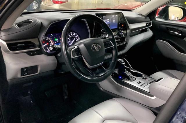 used 2022 Toyota Highlander car, priced at $36,797