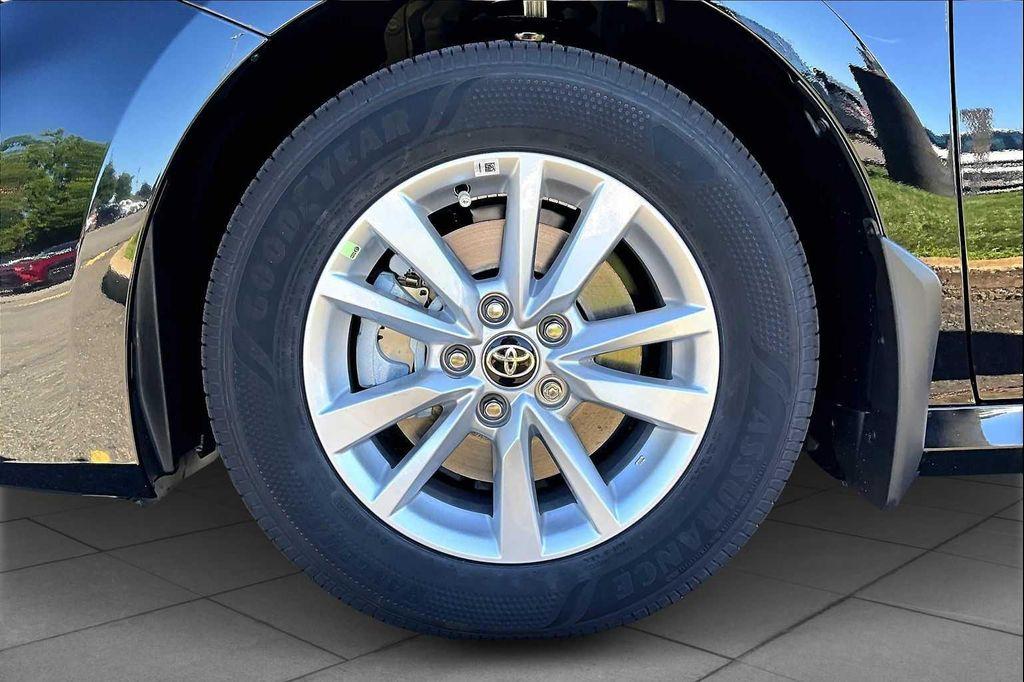 new 2025 Toyota Camry car