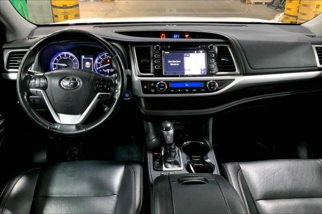 used 2019 Toyota Highlander car, priced at $29,047