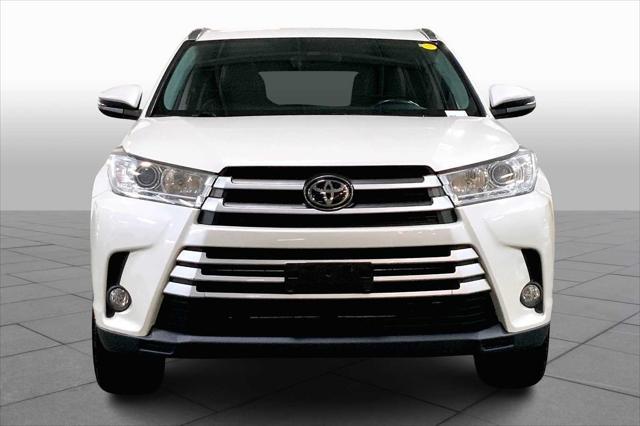 used 2019 Toyota Highlander car, priced at $29,047