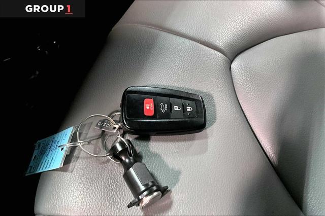 used 2022 Toyota Highlander car, priced at $39,365