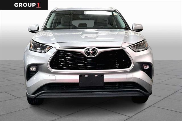 used 2022 Toyota Highlander car, priced at $39,365