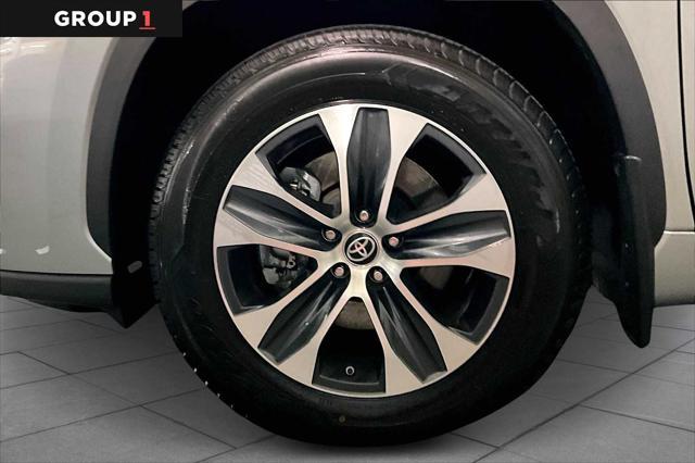 used 2022 Toyota Highlander car, priced at $39,365