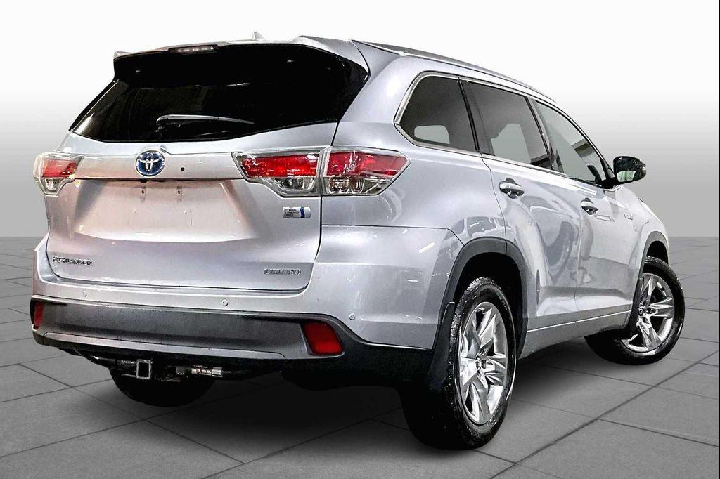 used 2016 Toyota Highlander Hybrid car, priced at $20,077