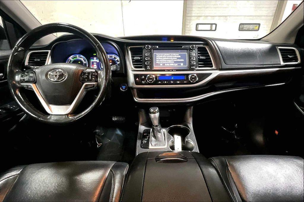 used 2016 Toyota Highlander Hybrid car, priced at $20,077