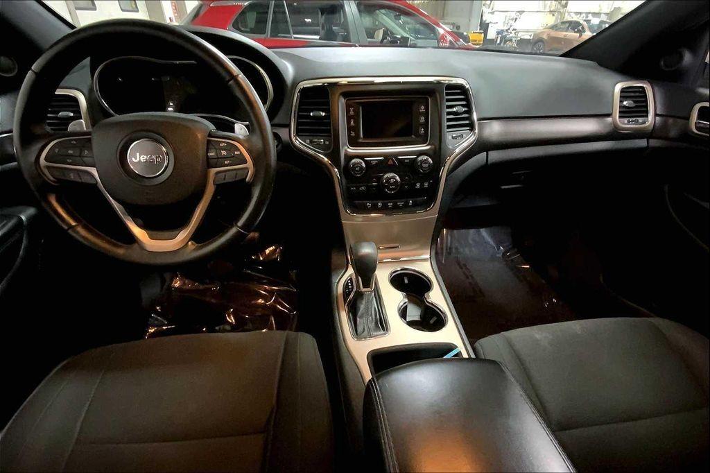 used 2017 Jeep Grand Cherokee car, priced at $13,963
