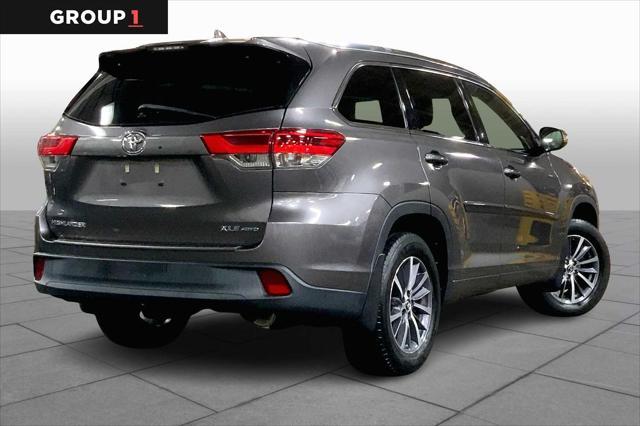 used 2018 Toyota Highlander car, priced at $24,030