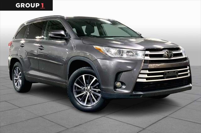 used 2018 Toyota Highlander car, priced at $24,030