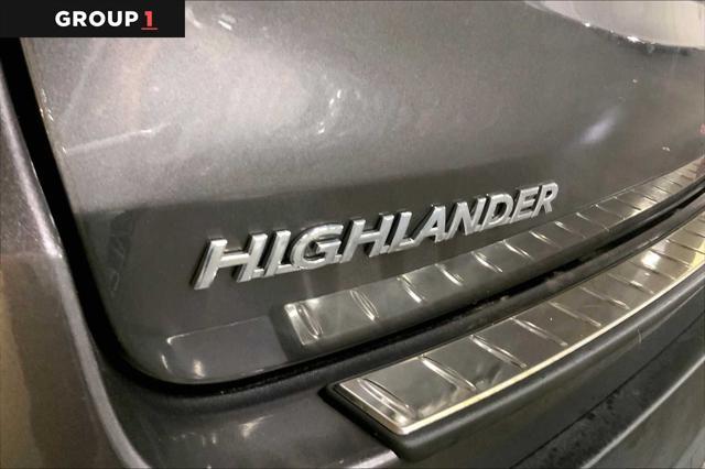 used 2018 Toyota Highlander car, priced at $24,030