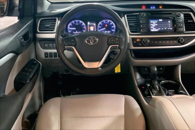 used 2019 Toyota Highlander car, priced at $26,566