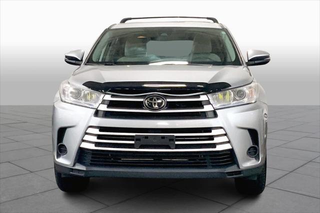 used 2019 Toyota Highlander car, priced at $26,566