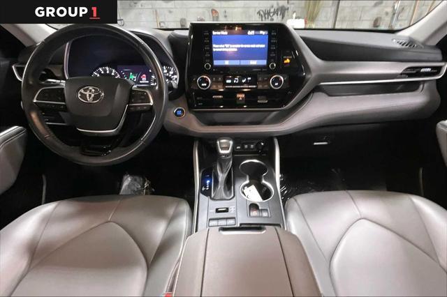 used 2021 Toyota Highlander car, priced at $35,477