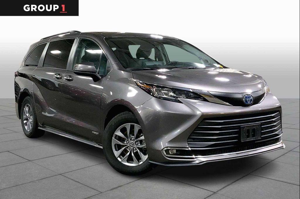 used 2021 Toyota Sienna car, priced at $31,187