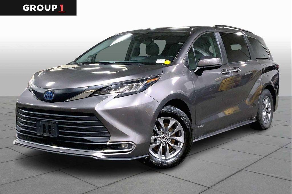 used 2021 Toyota Sienna car, priced at $31,187