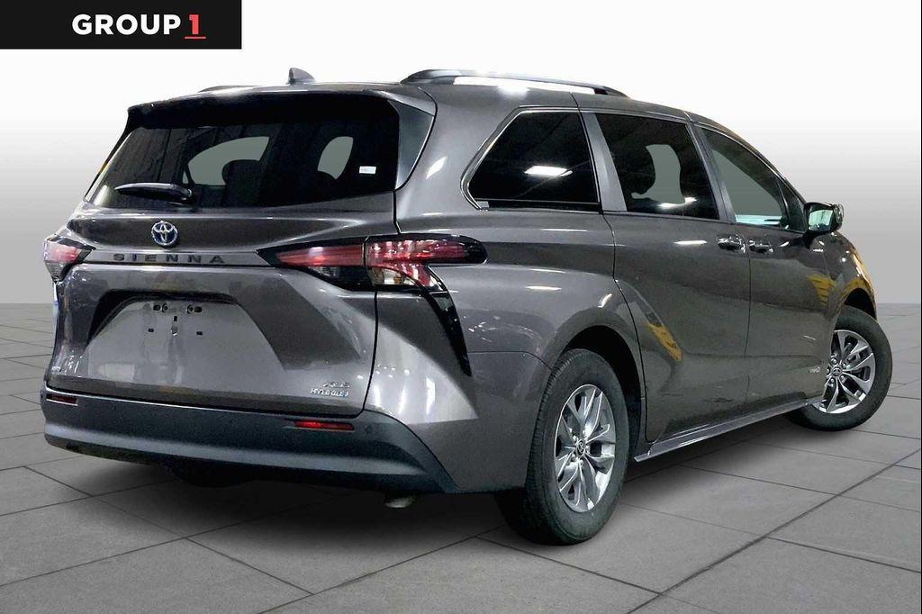 used 2021 Toyota Sienna car, priced at $31,187