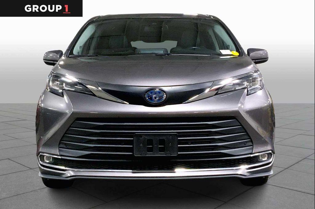 used 2021 Toyota Sienna car, priced at $31,187
