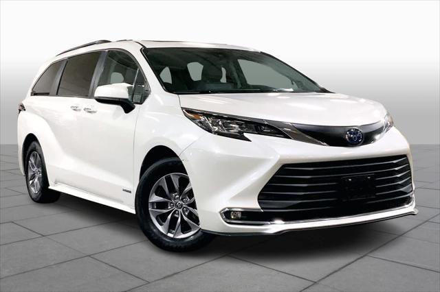 used 2021 Toyota Sienna car, priced at $38,375