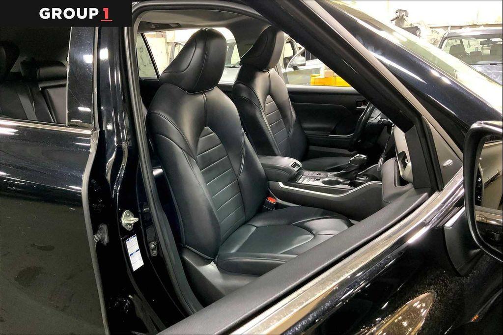 used 2021 Toyota Highlander car, priced at $29,337