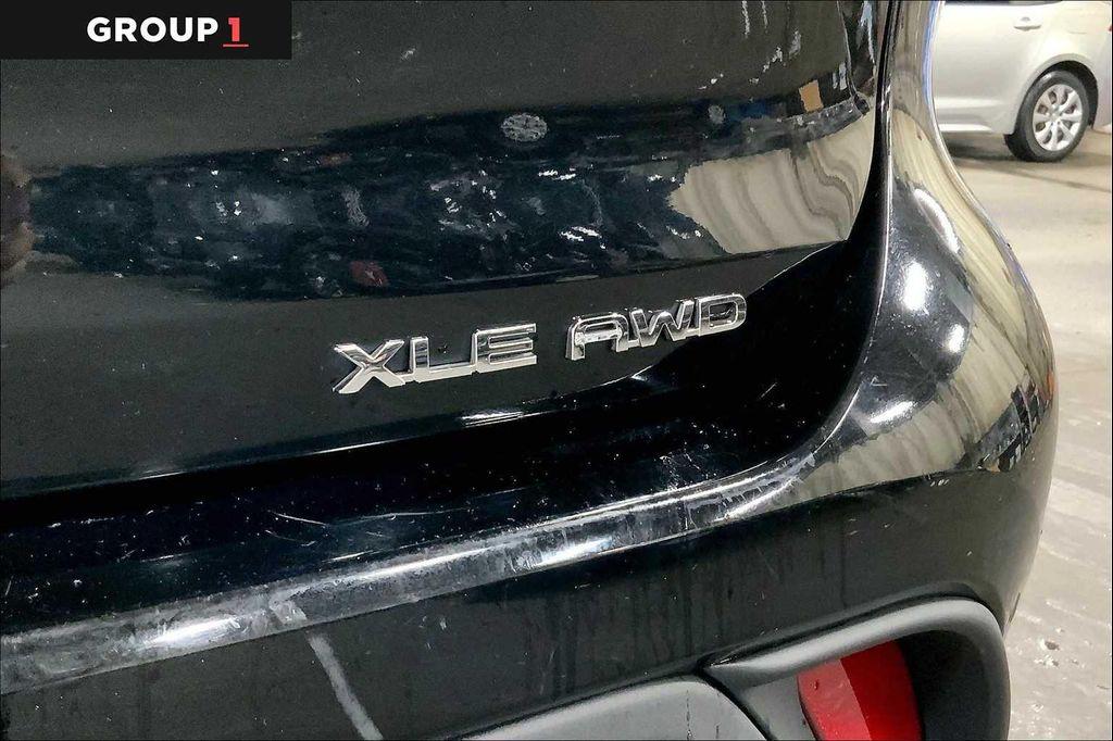 used 2021 Toyota Highlander car, priced at $29,337