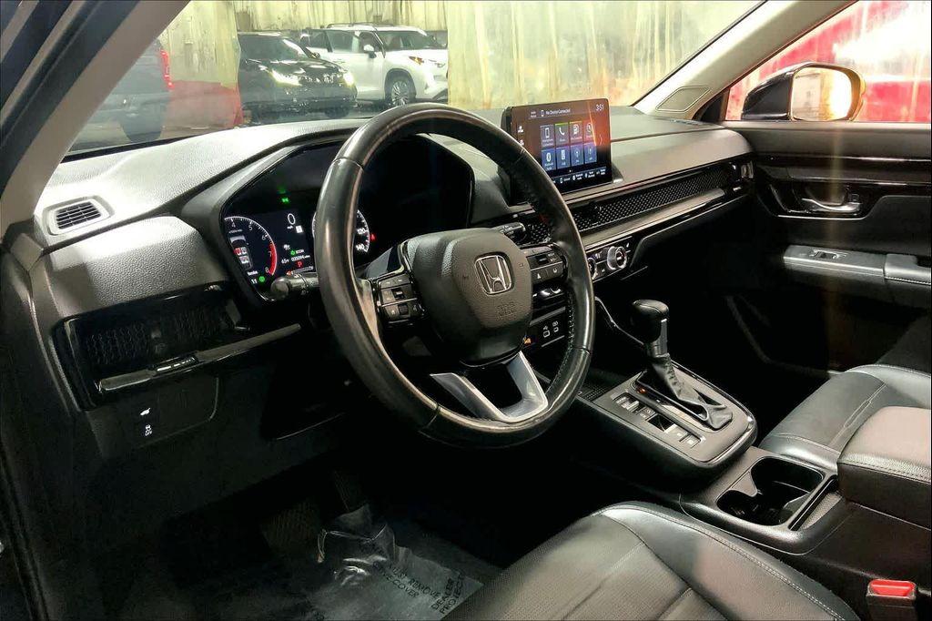 used 2023 Honda CR-V car, priced at $31,337