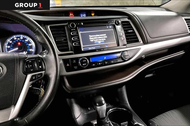 used 2018 Toyota Highlander car, priced at $28,847