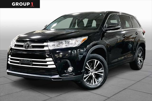 used 2018 Toyota Highlander car, priced at $28,847