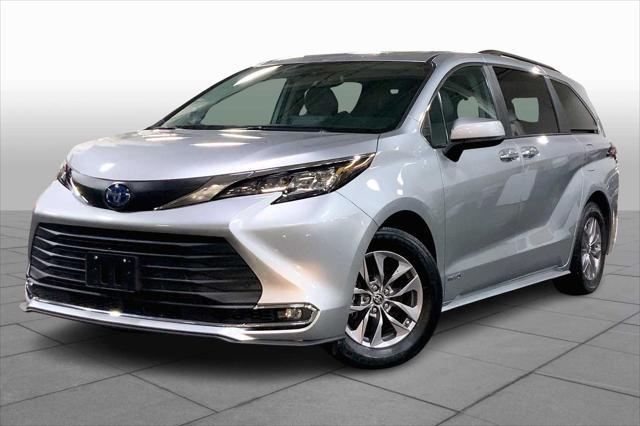 used 2021 Toyota Sienna car, priced at $39,587