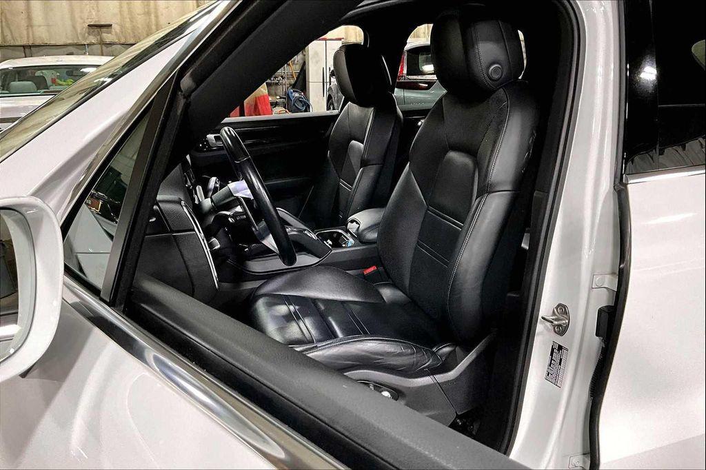 used 2020 Porsche Cayenne car, priced at $33,497