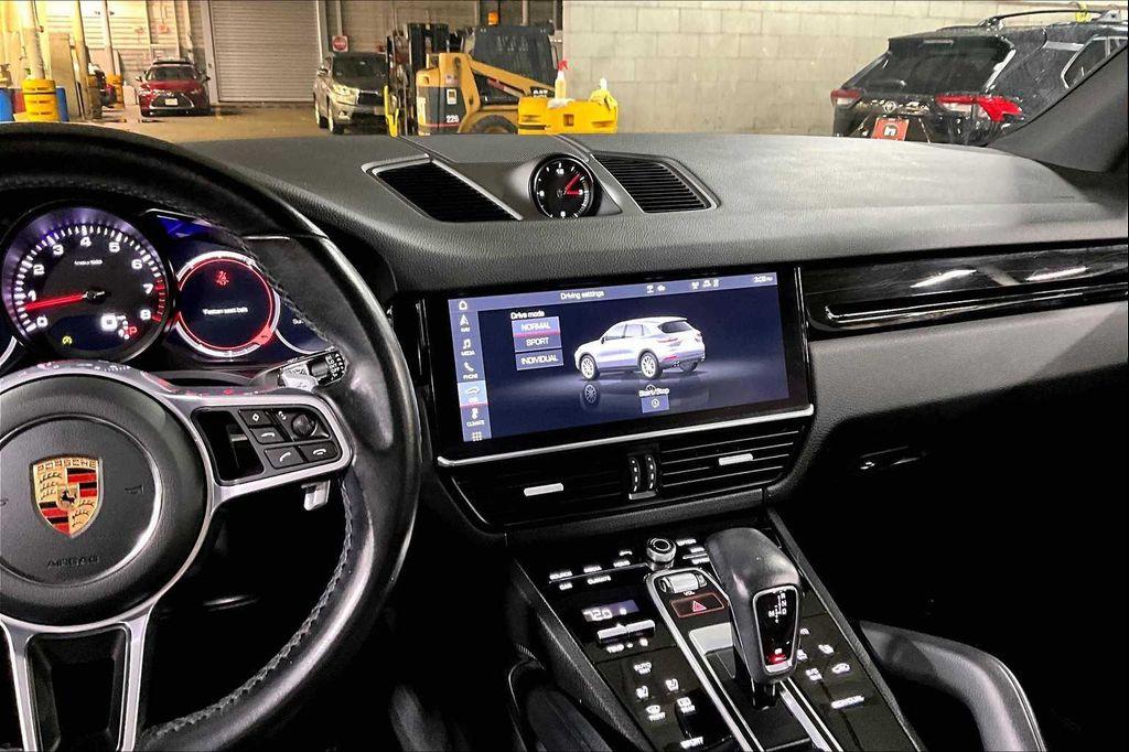 used 2020 Porsche Cayenne car, priced at $33,497