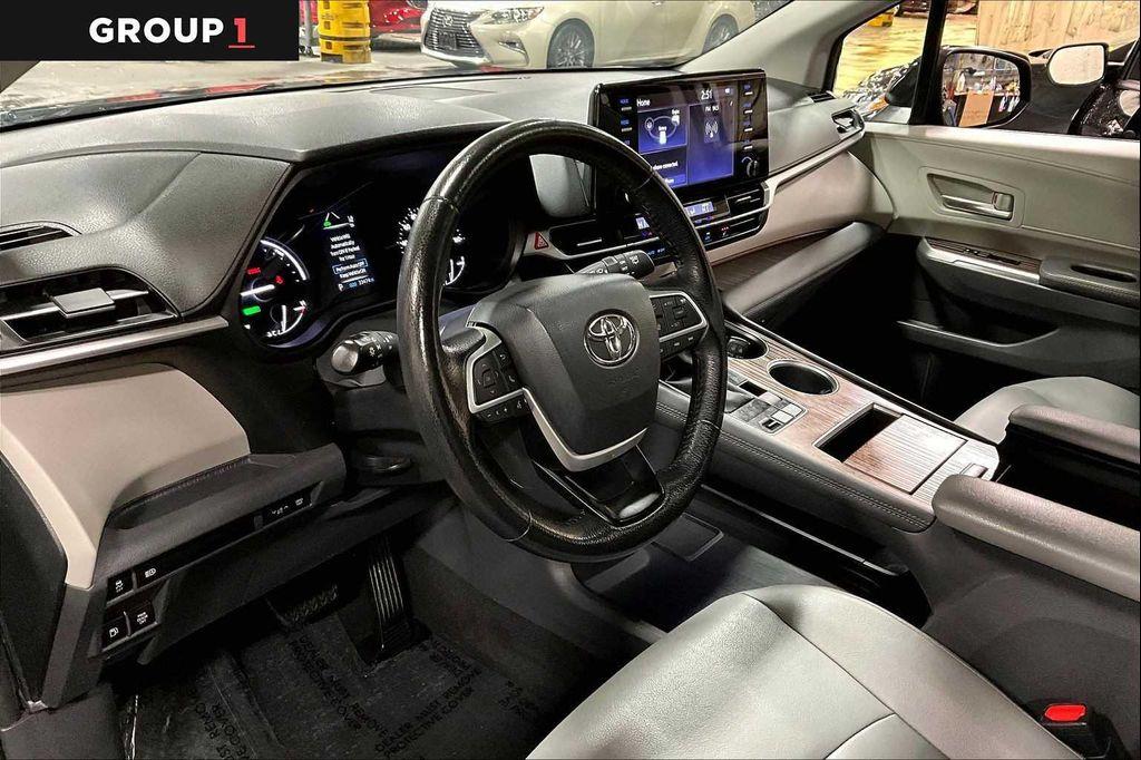 used 2024 Toyota Sienna car, priced at $44,787