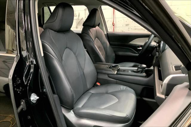 used 2024 Toyota Grand Highlander car, priced at $51,567