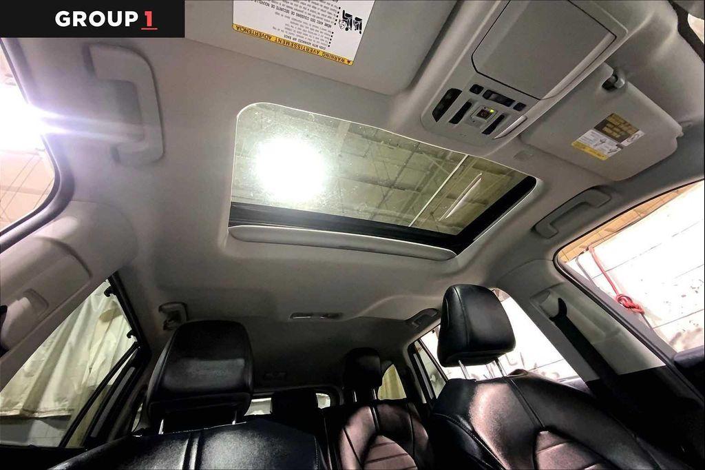 used 2022 Toyota Highlander car, priced at $37,447
