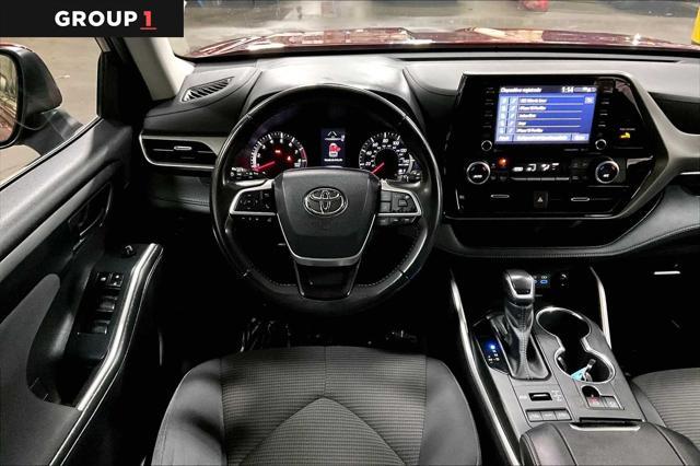 used 2022 Toyota Highlander car, priced at $32,477