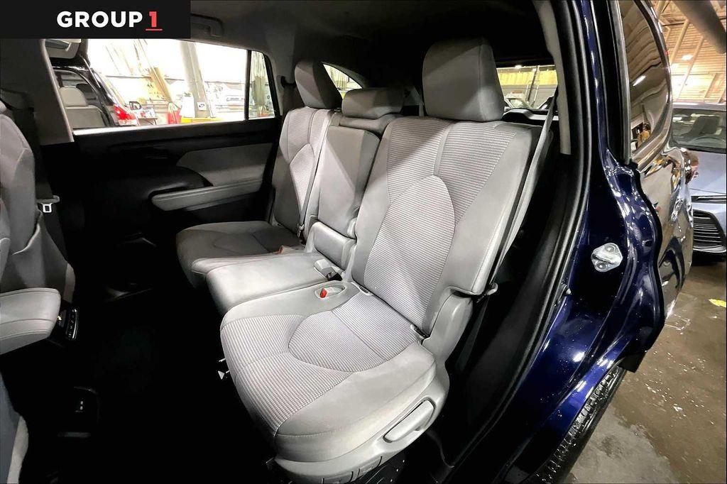 used 2022 Toyota Highlander car, priced at $31,247