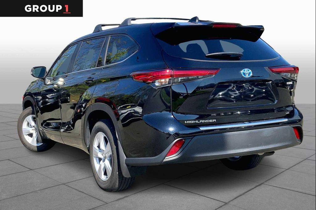 used 2023 Toyota Highlander Hybrid car, priced at $38,997
