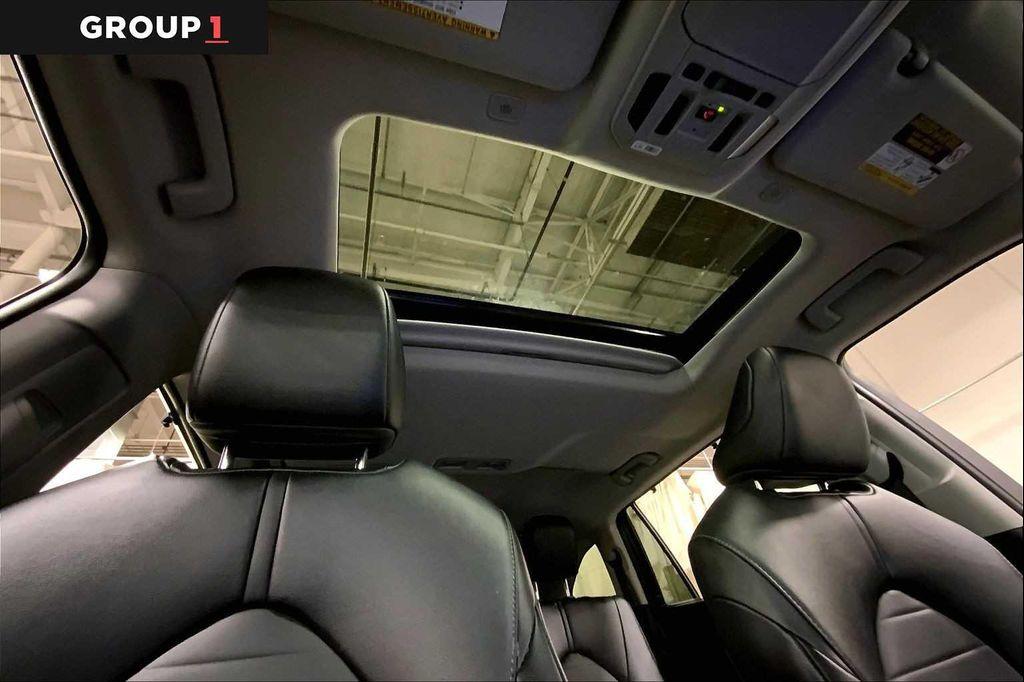 used 2024 Toyota Highlander car, priced at $43,697