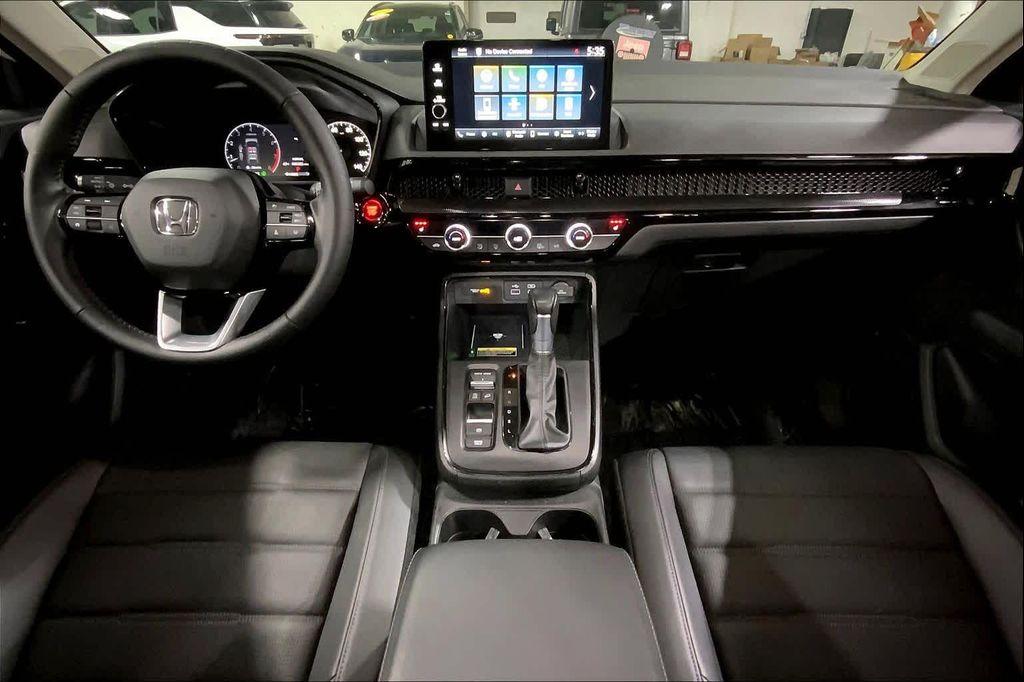 used 2025 Honda CR-V car, priced at $35,997