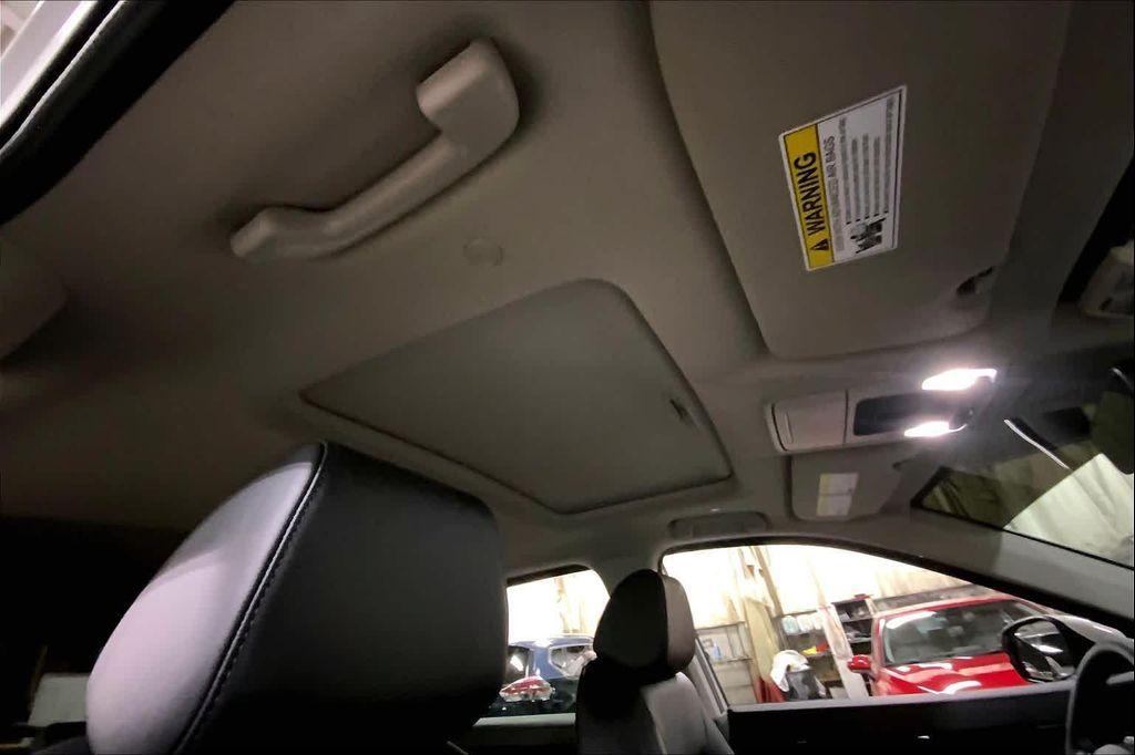 used 2025 Honda CR-V car, priced at $35,997