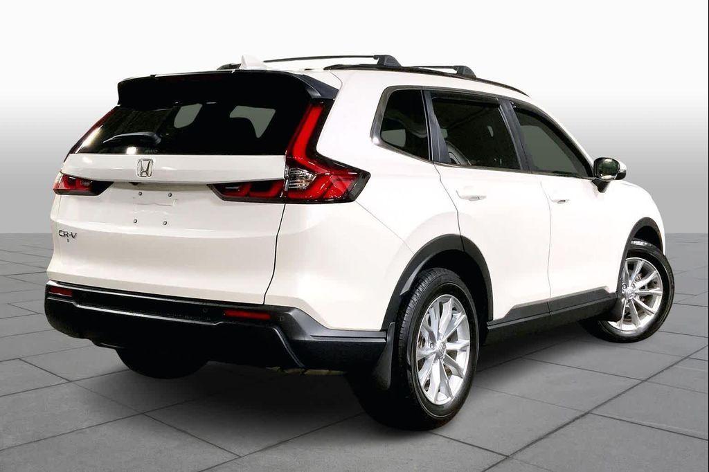 used 2025 Honda CR-V car, priced at $35,997